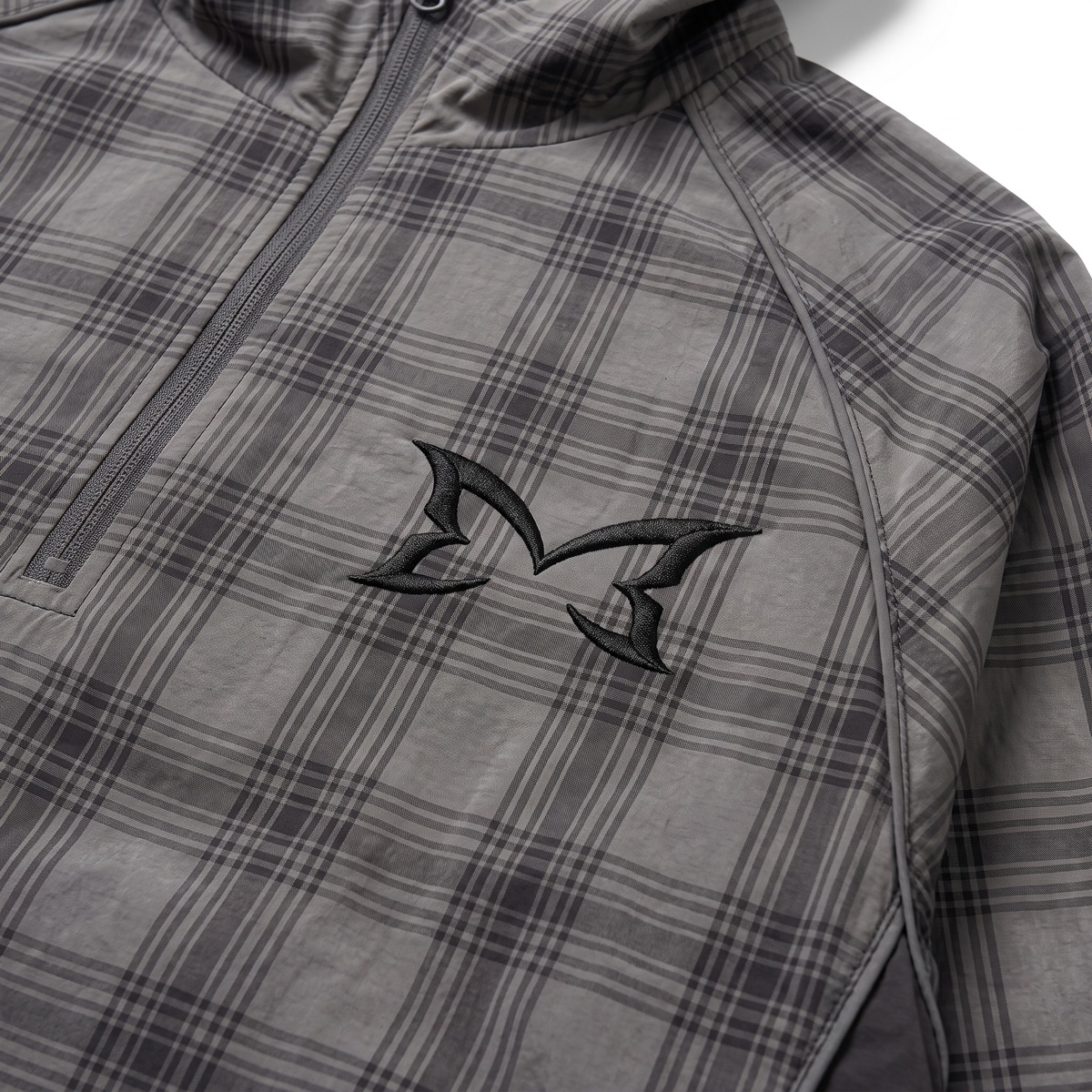 Plaid windbreaker — embroidered logo macro